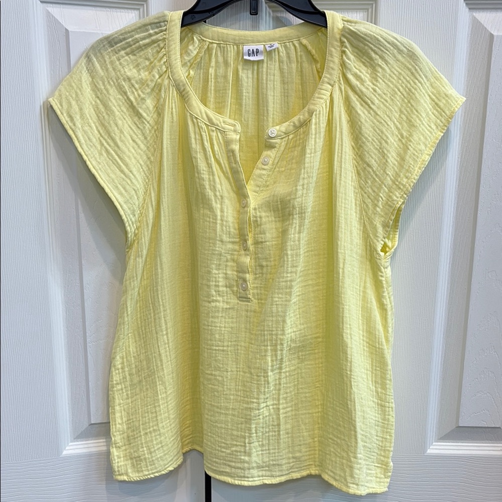 GAP Yellow Flutter Sleeve Blouse with Mandarin Collar Size S